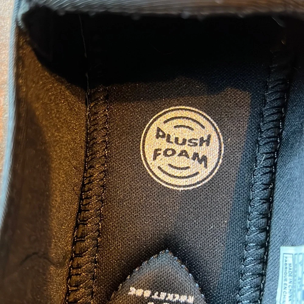 Rocket Dog, flower patterned slip ons size 7 - Picture 7 of 7